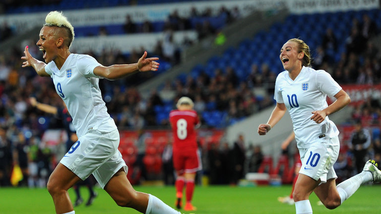 football-lianne-sanderson-celeb-wales-v-england-woemns-world-cup-qualifier_3193810