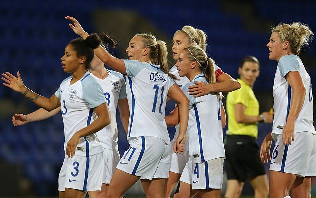 447D1DE000000578-4900246-image-a-30_1505850534385