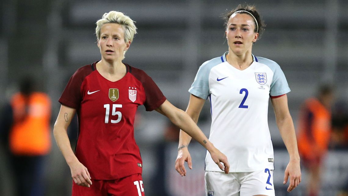 megan-rapinoe-and-lucy-bronze_dqw6x5exz2np10hnjknz7yax1